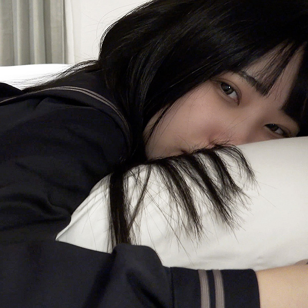 **18才まりちゃん！卒業したので顔出し解禁！【4K】（サンプル動画