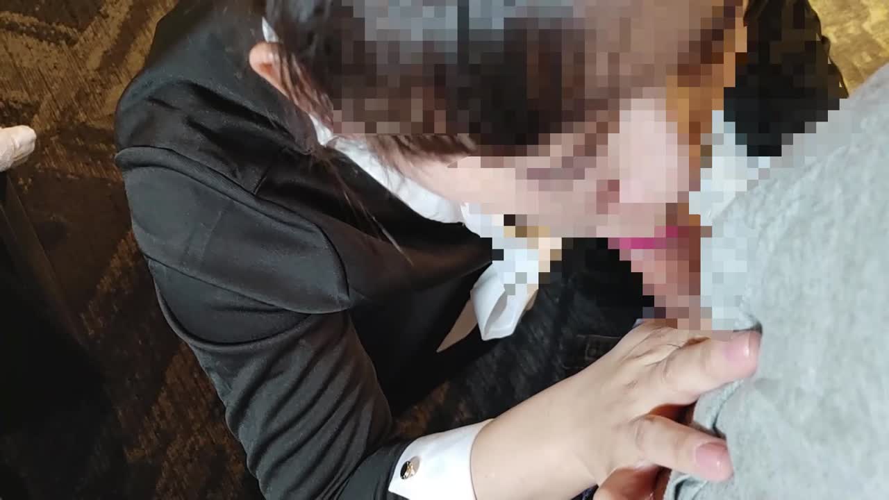 玄関開けたら２分で生フェラ！リアルで即尺する豊満四十路マゾ熟女 - FC2 Video (Adult)